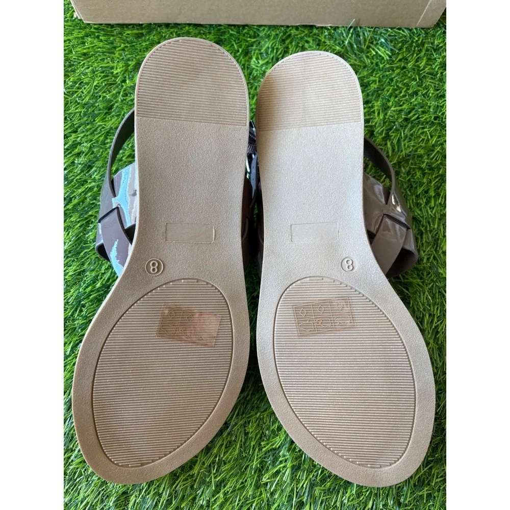 Journee Collection Lavine Taupe Patent Slingback Flat Sandals Womens 8
